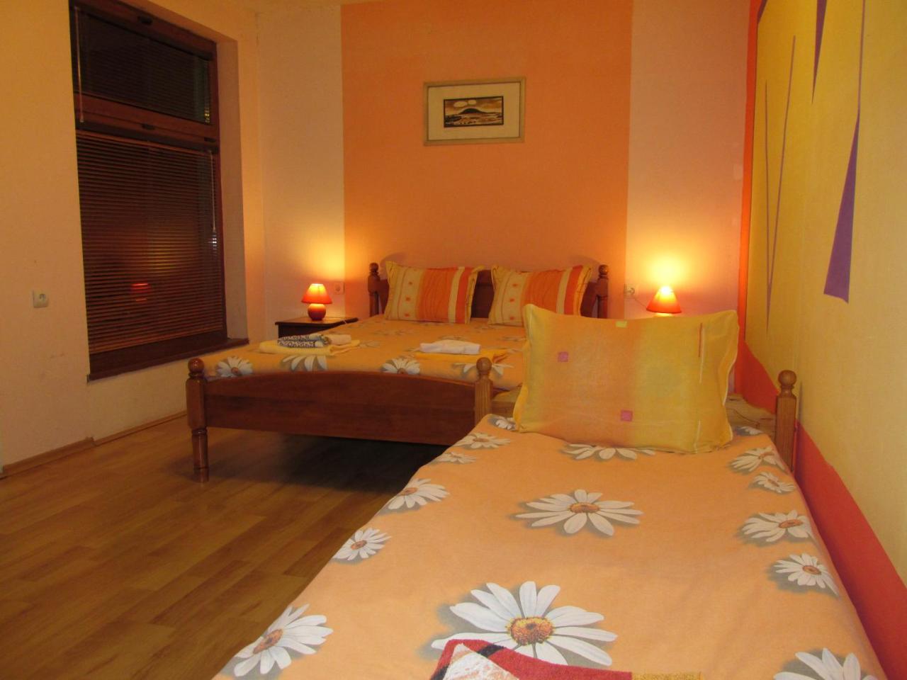 Pri Orehite Guesthouse Oreshak  Buitenkant foto